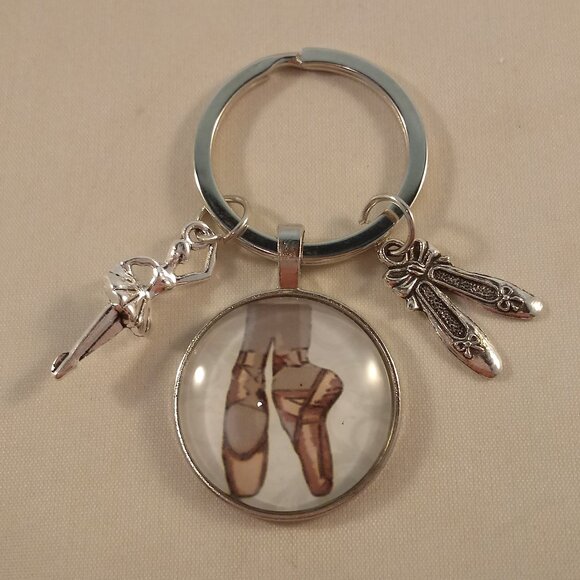 Silver Ballet Dance Pendant Cabochon Ballerina Circle Key Ring Key Holder Gift - Picture 2 of 5